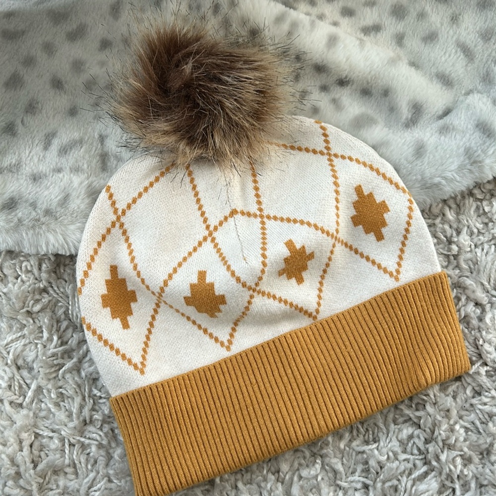 BRAND NEW Rachel Zoe Beanie